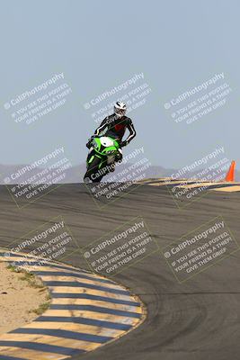 media/Mar-28-2022-Superbike Trackdays (Mon) [[b8603d0f67]]/Open Track Time/Turns 9 and 10/